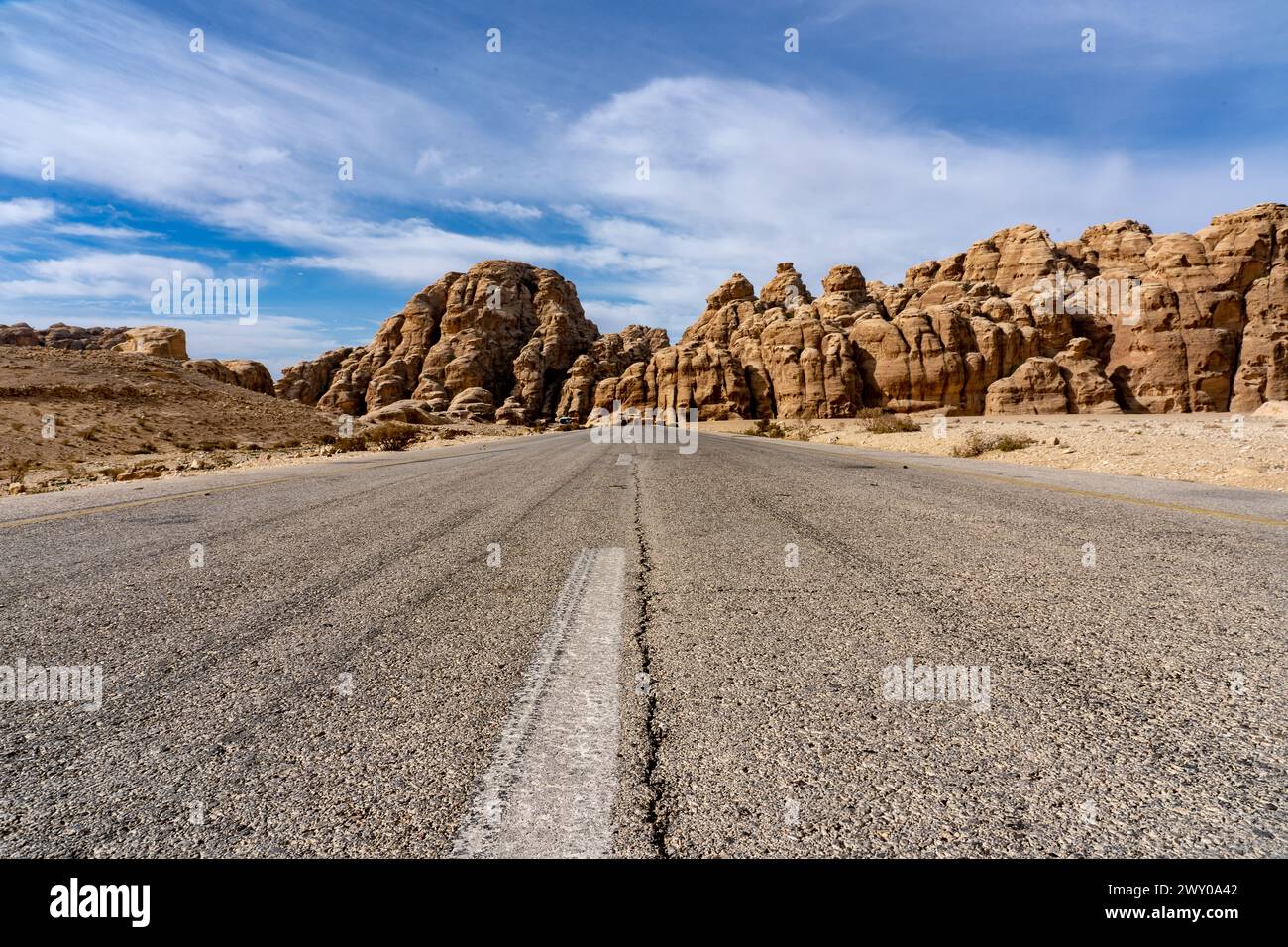 Beautiful shot asphalt road hi-res stock photography and images - Alamy
