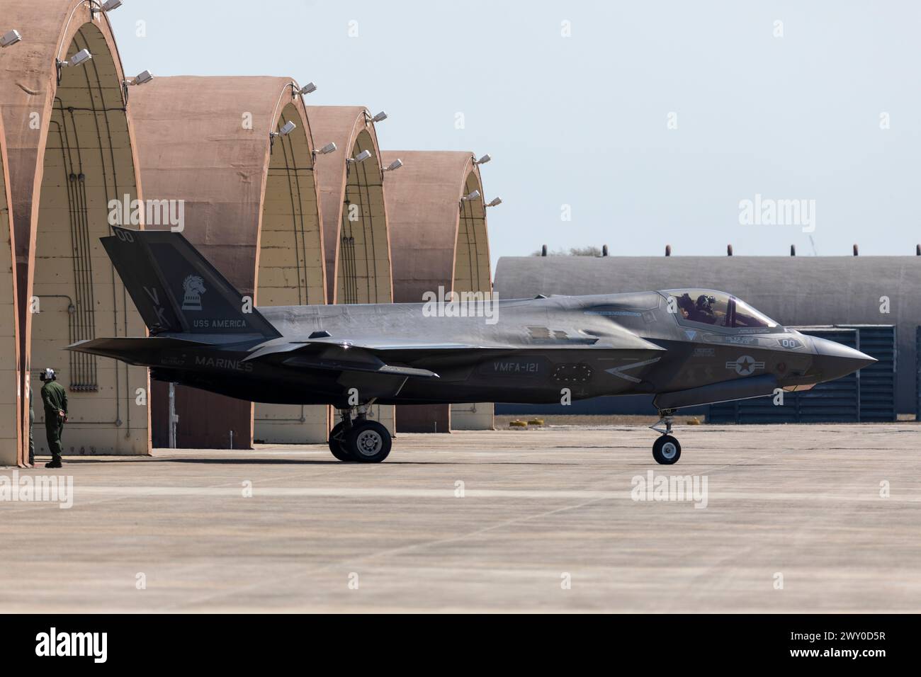 A U.S. Marine Corps F-35B Lightning II aircraft with Marine Fighter Attack Squadron 121, Marine Aircraft Group (MAG) 12, 1st Marine Aircraft Wing Stock Photo