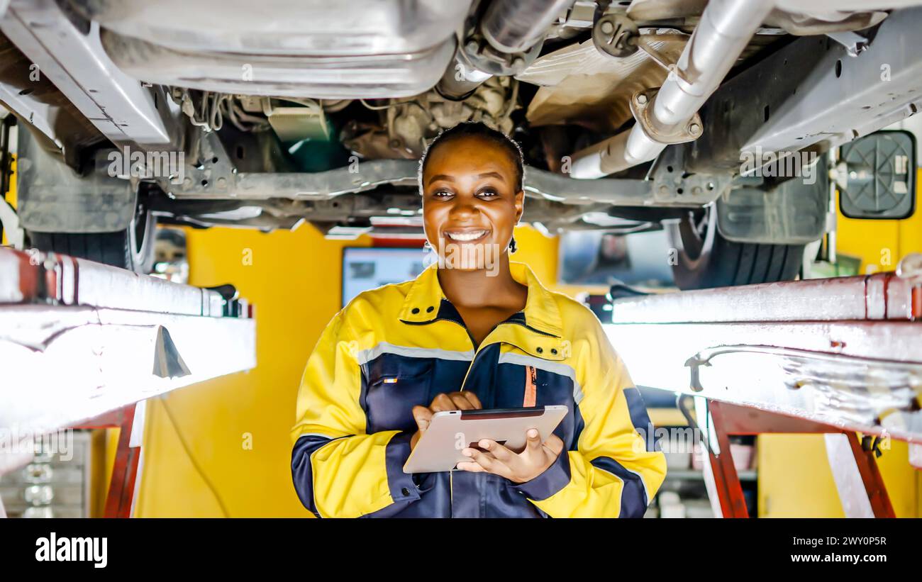 Seated professional woman in hi-res stock photography and images - Alamy