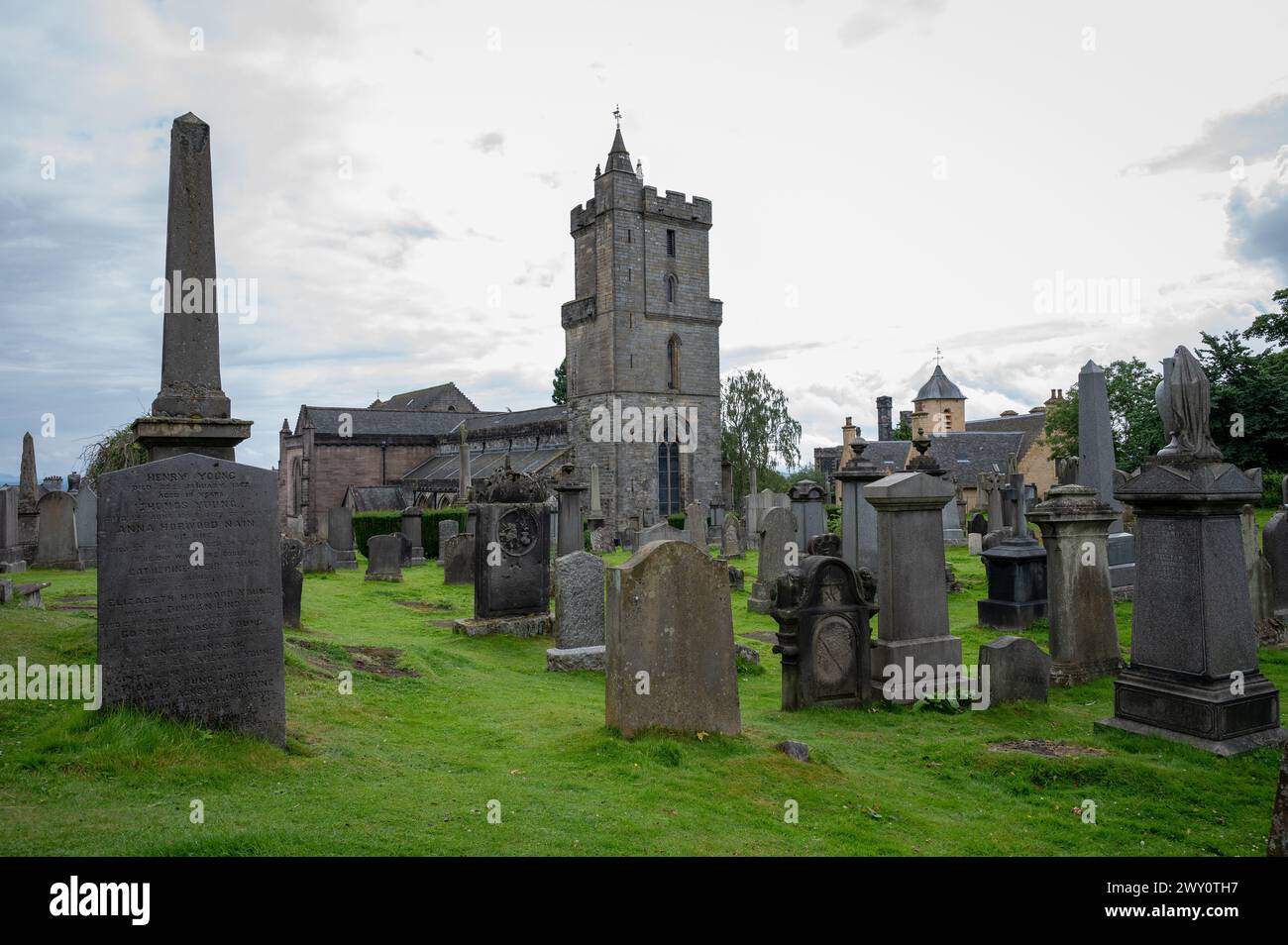Stirling top of the town, Church Holy Rude, Cemetery with historic gravestones crosses, granite memorials on Castle Hill, Stirling, Scotland, UK Stock Photo