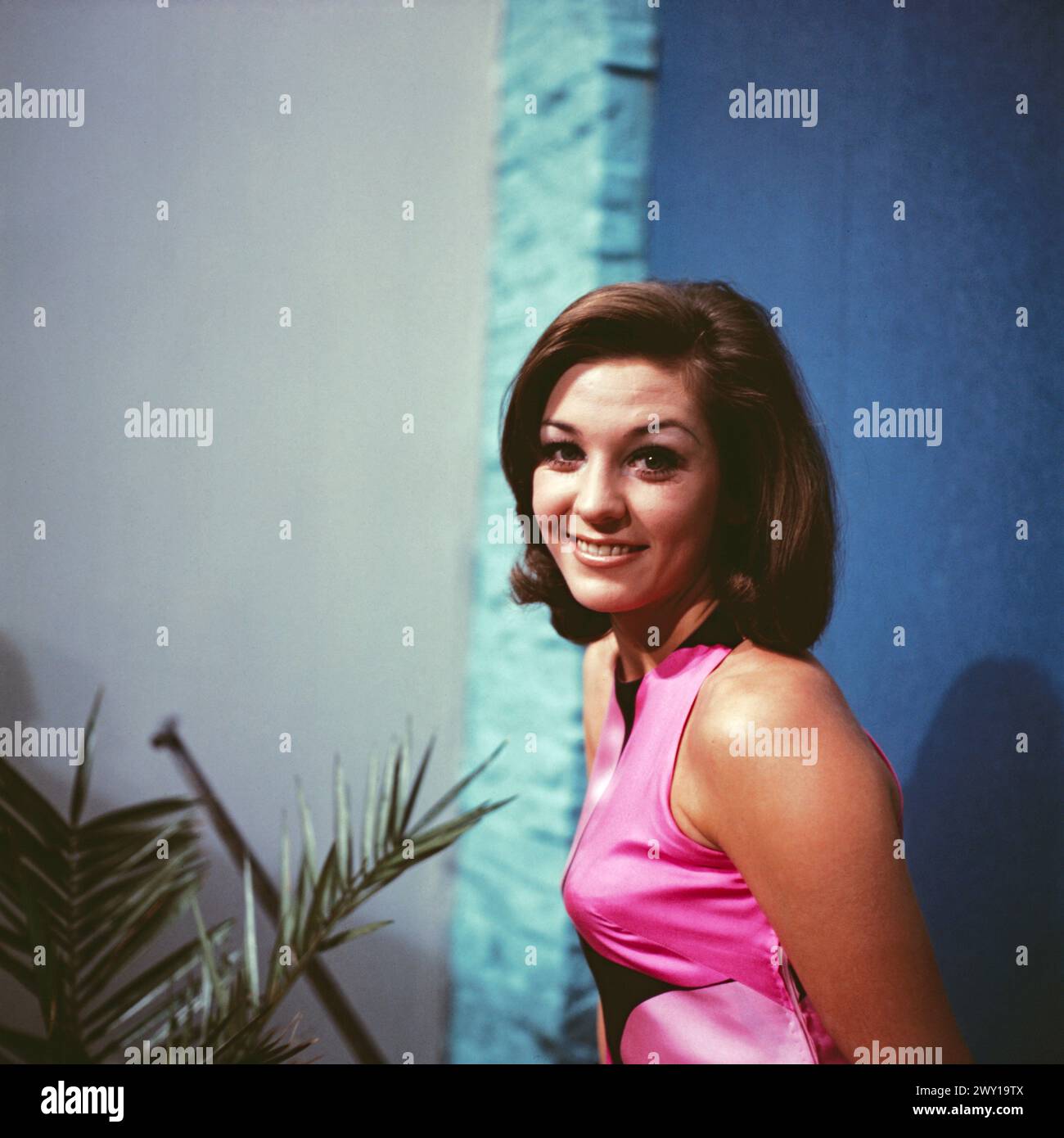 Schlagershow im ZDF, 1968, Dorthe, aka Dorthe Kollo, dänische Sängerin ...