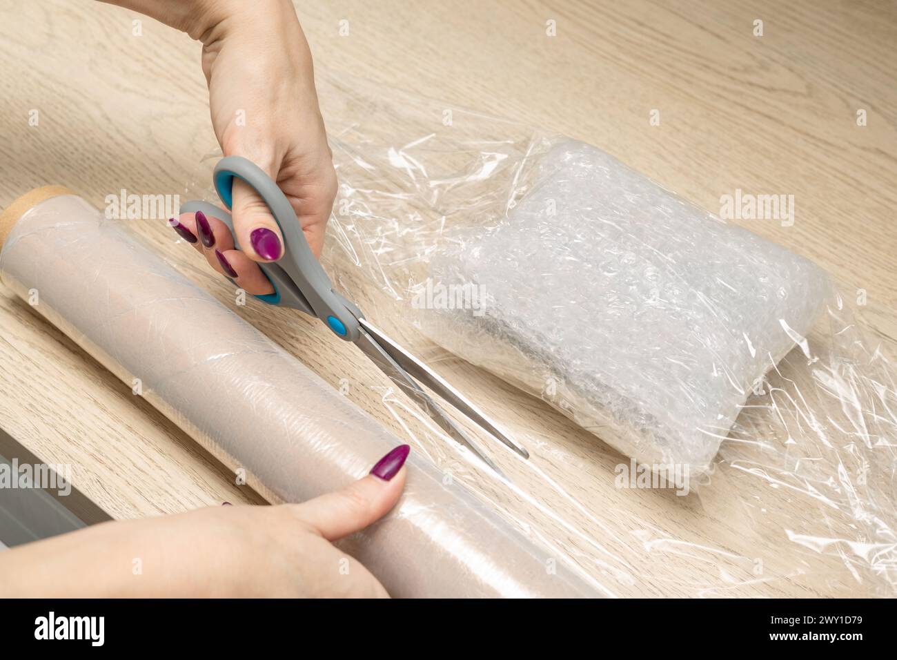 Film logistics hi-res stock photography and images - Alamy