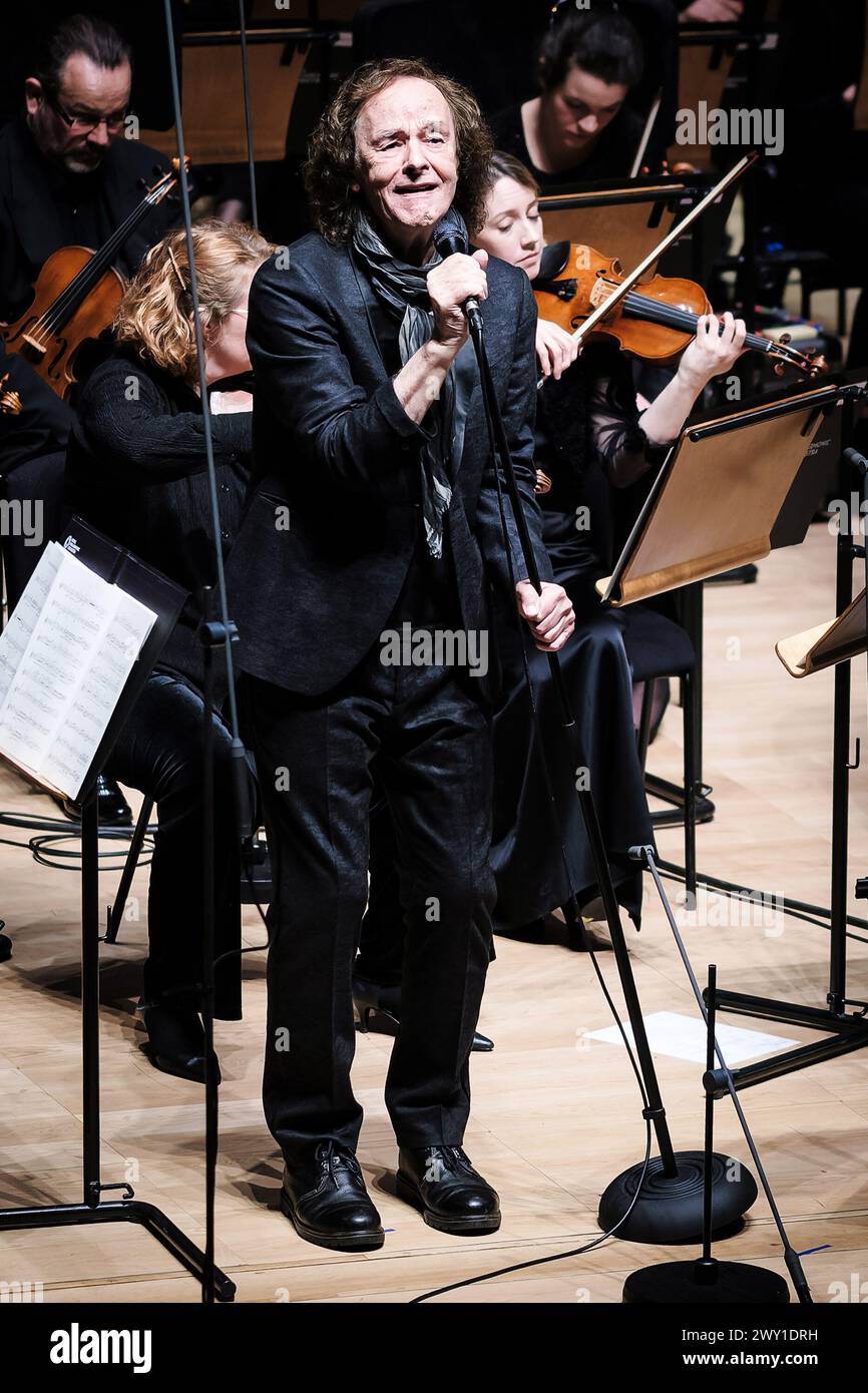 Colin Blunstone and Paul Bateman performs at the Christopher Gunning Remembered Concert on Sunday 10 March 2024 at Cadogan Hall, London. The concert featured the Royal Philharmonic Orchestra playing music by the composer with guest soloists. Picture by Julie Edwards. Stock Photo