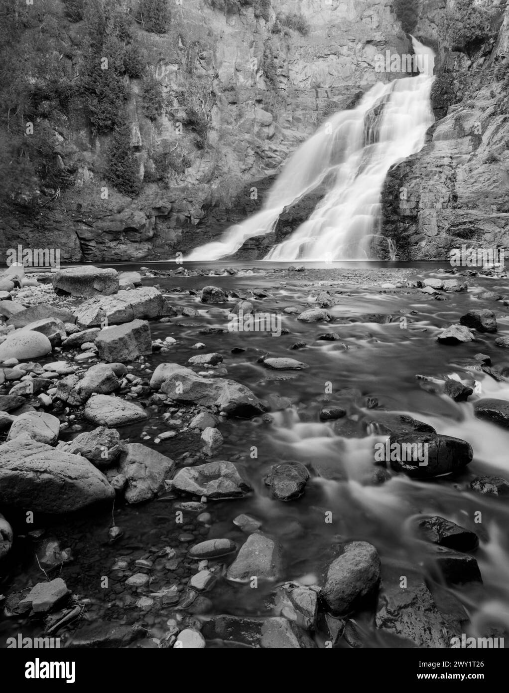 BW01618-00....Minnesota - Caribou Falls, Caribou River,  State Wayside along Highway 61 the Voyageur Highway. Part of the Superior Hiking Trail. Stock Photo