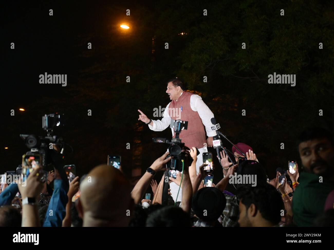 NEW DELHI, INDIA - APRIL 3: AAP Leader Sanjay Singh waves to the crowd ...