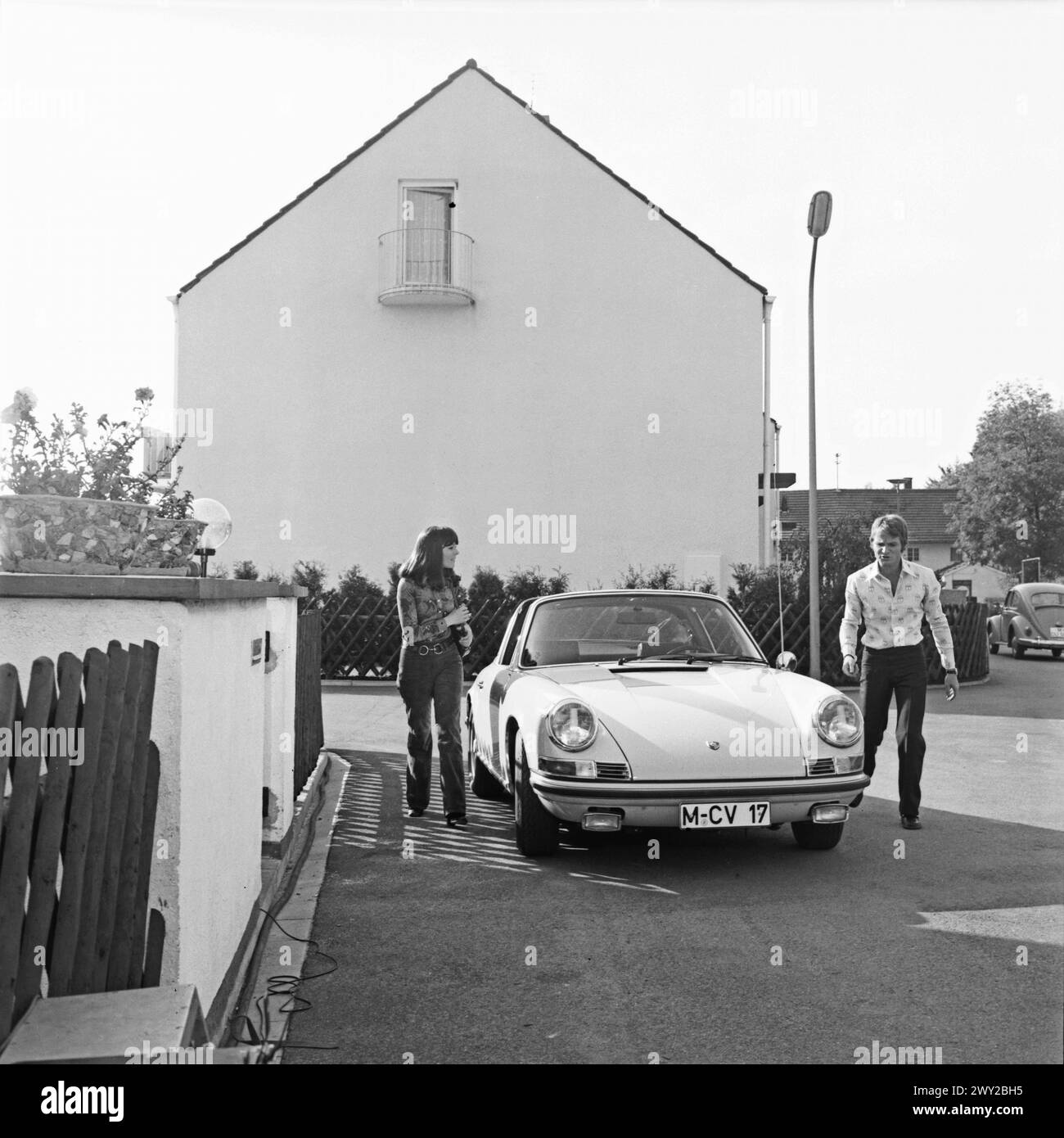 Nachbarn sind zum Ärgern da, Spielfilm, Deutschland 1970, Regie: Peter Weck, Szene mit Darsteller Fritz Wepper Stock Photo