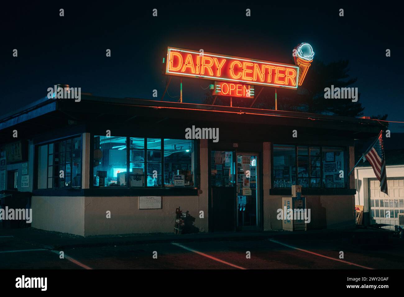 Mount airy sign hires stock photography and images Alamy