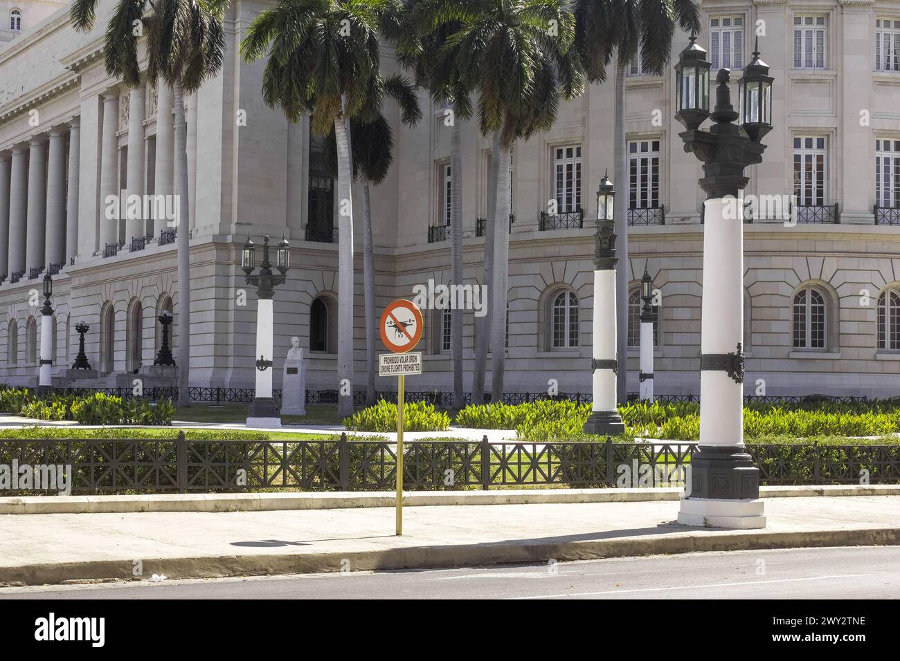 Havana Street Lamp Hi res Stock Photography And Images Alamy