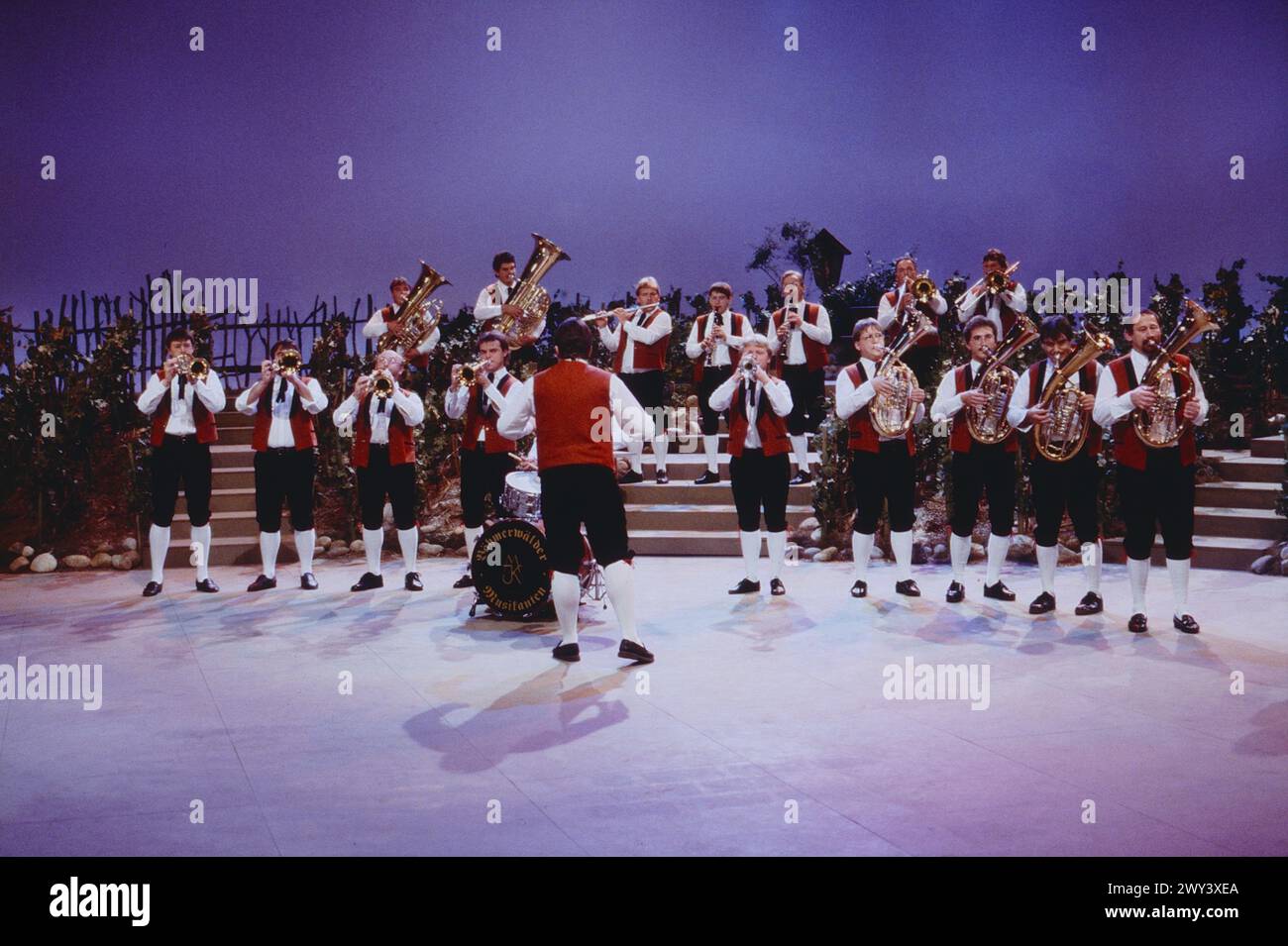 Lieder, die von Herzen kommen, ZDF Volksmusik- und Schlager-Sendung, Deutschland, 1989, Bild: Michael Klostermann und seine Böhmerwälder Musikanten Stock Photo