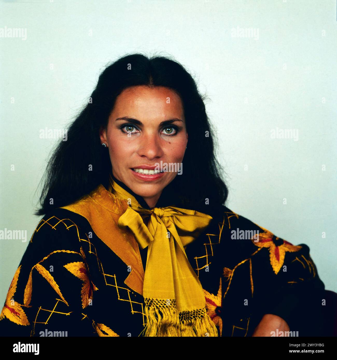 Olivia Molina, deutsch-mexikanische Folklore Sängerin, Portrait circa ...