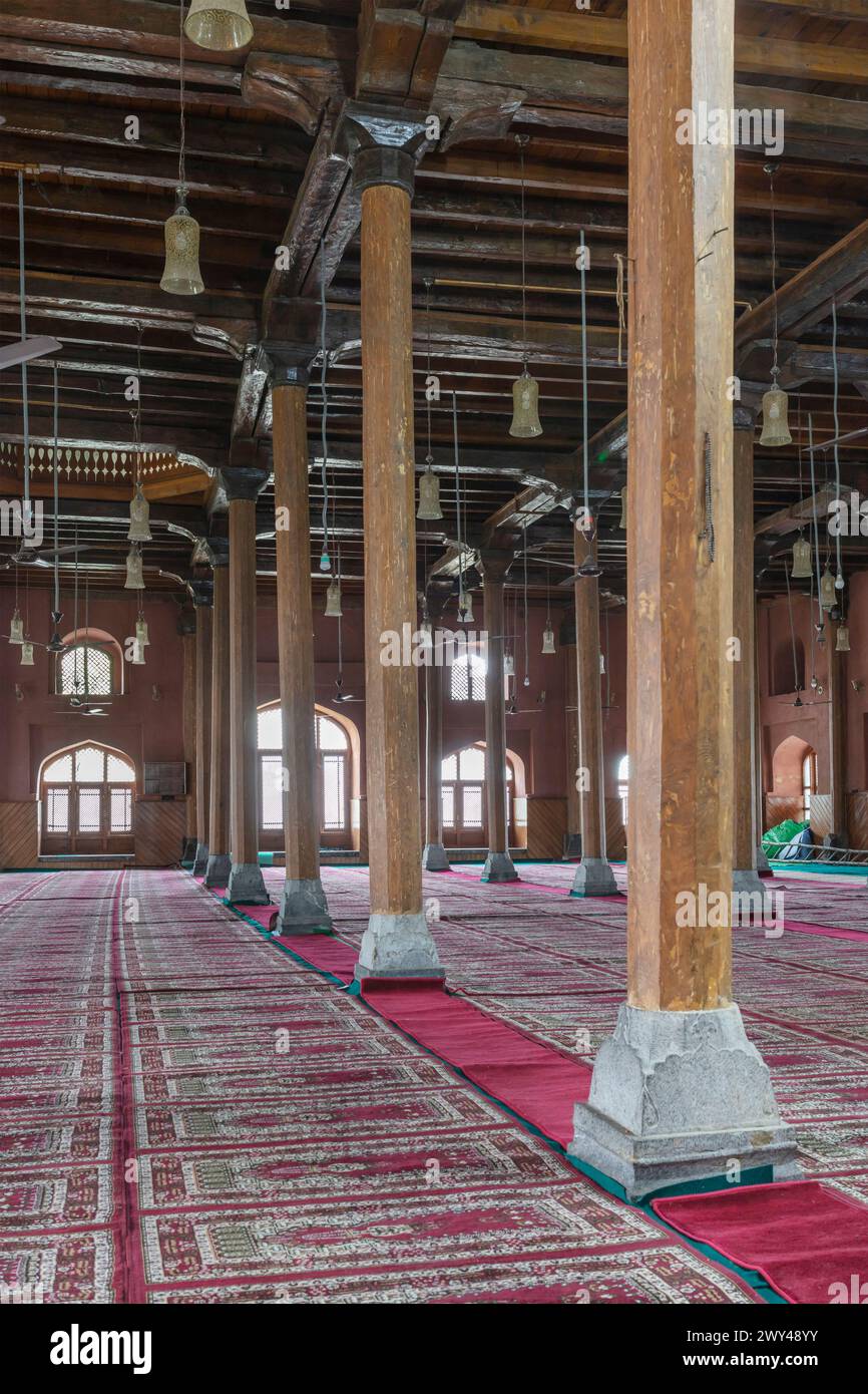 Maula Aali Mosque, Ali masjid, Srinagar, Kashmir, India Stock Photo - Alamy