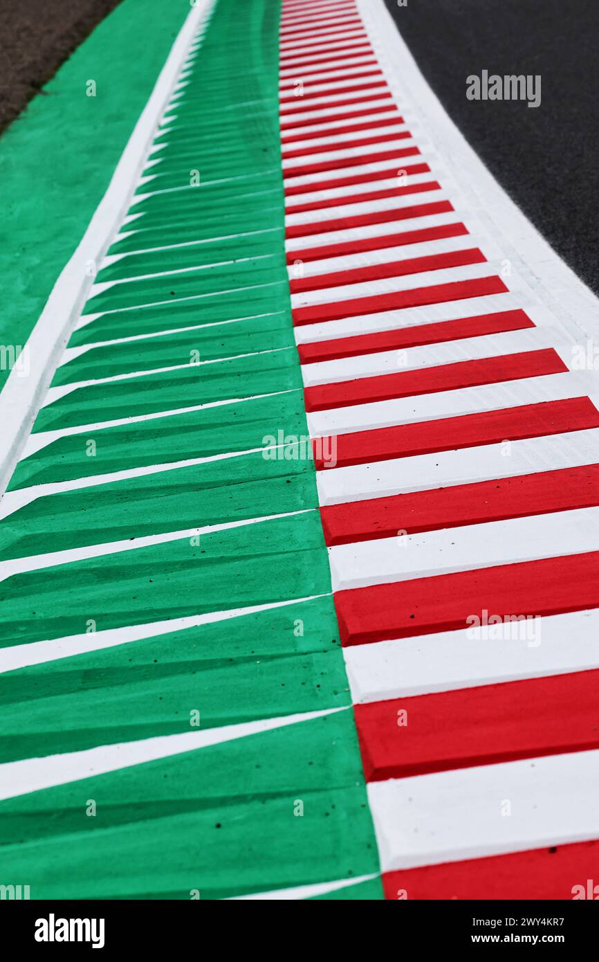 Circuit atmosphere - kerb detail. Japanese Grand Prix Circuit atmosphere - kerb detail. Japanese Grand Prix