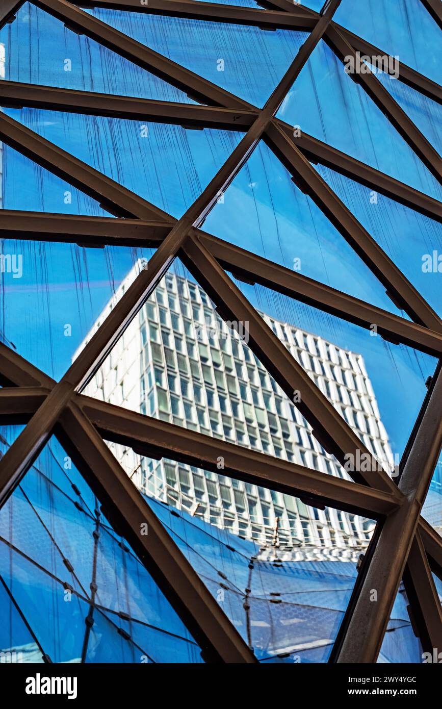 Office building intersection with mirror in window reflection Stock ...