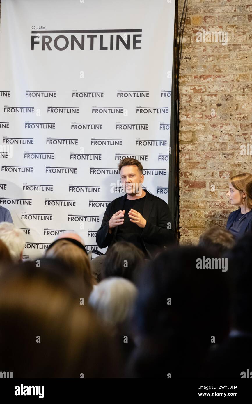 Panel discussion: Russian Propaganda and Disinformation with Mikhail Zygar, Iain Overton, Francis Scarr, and Emma Burrows. At The Frontline Club Stock Photo