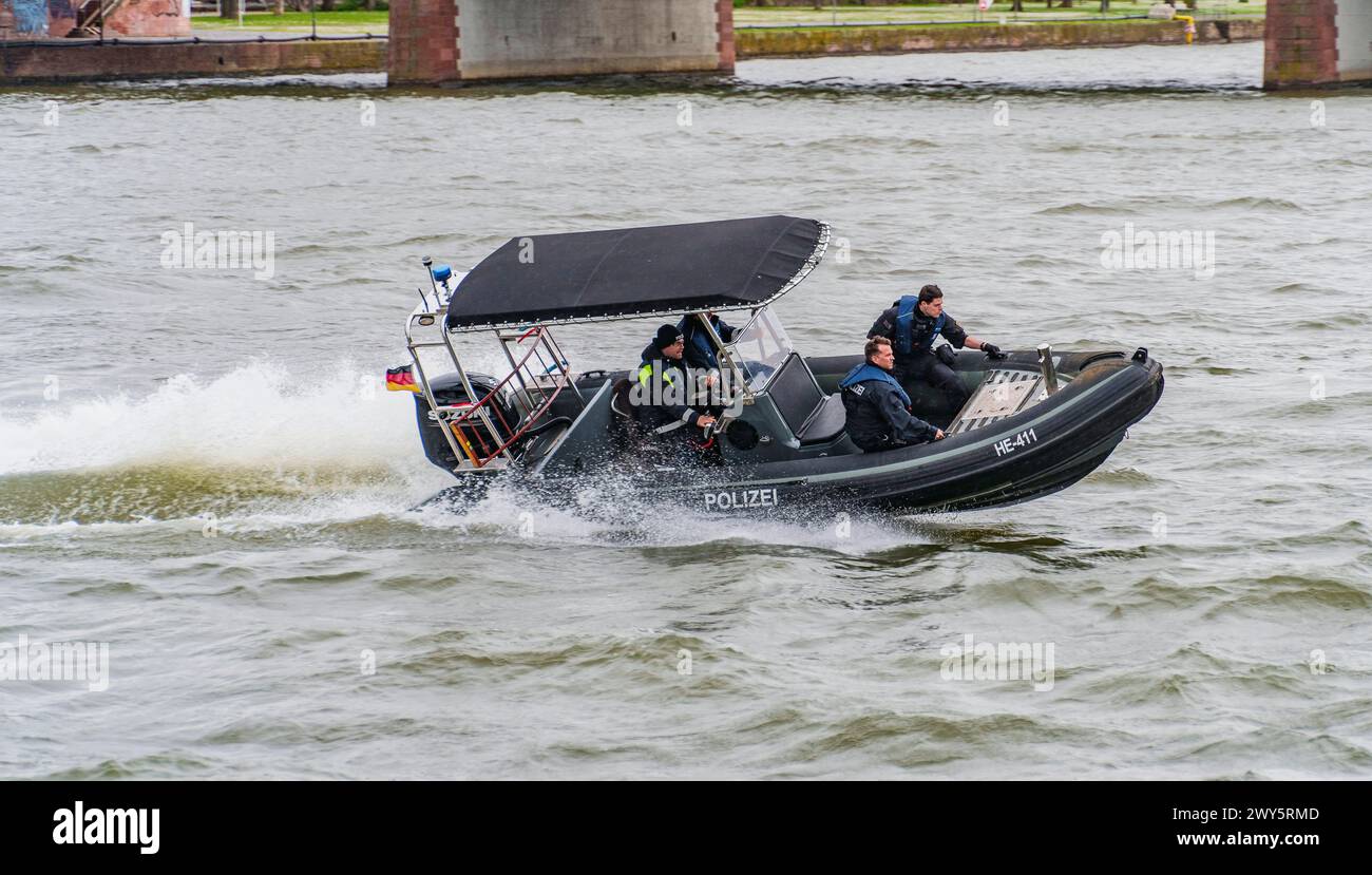 04 April 2024, Hesse, Frankfurt/Main: The inflatable boat HE-411 of the ...