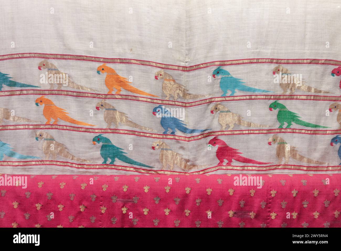 Jamdani sari, 19th century, Andhra Pradesh, National Crafts Museum, New Delhi, India Stock Photo