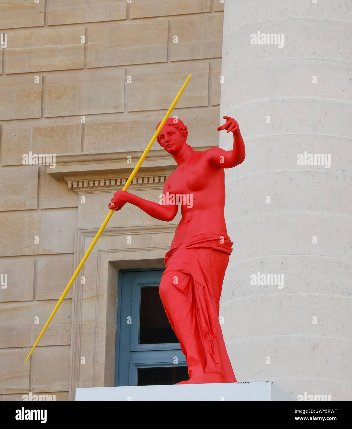 VENUS DE MILO SCULPTURES EMBODYING THE OLYMPIC SPIRIT ADORN PARIS Stock Photo