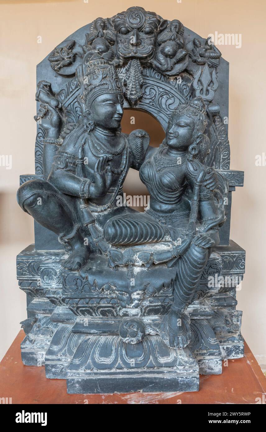 Shiva statue, Chola style, National Crafts Museum, New Delhi, India Stock Photo