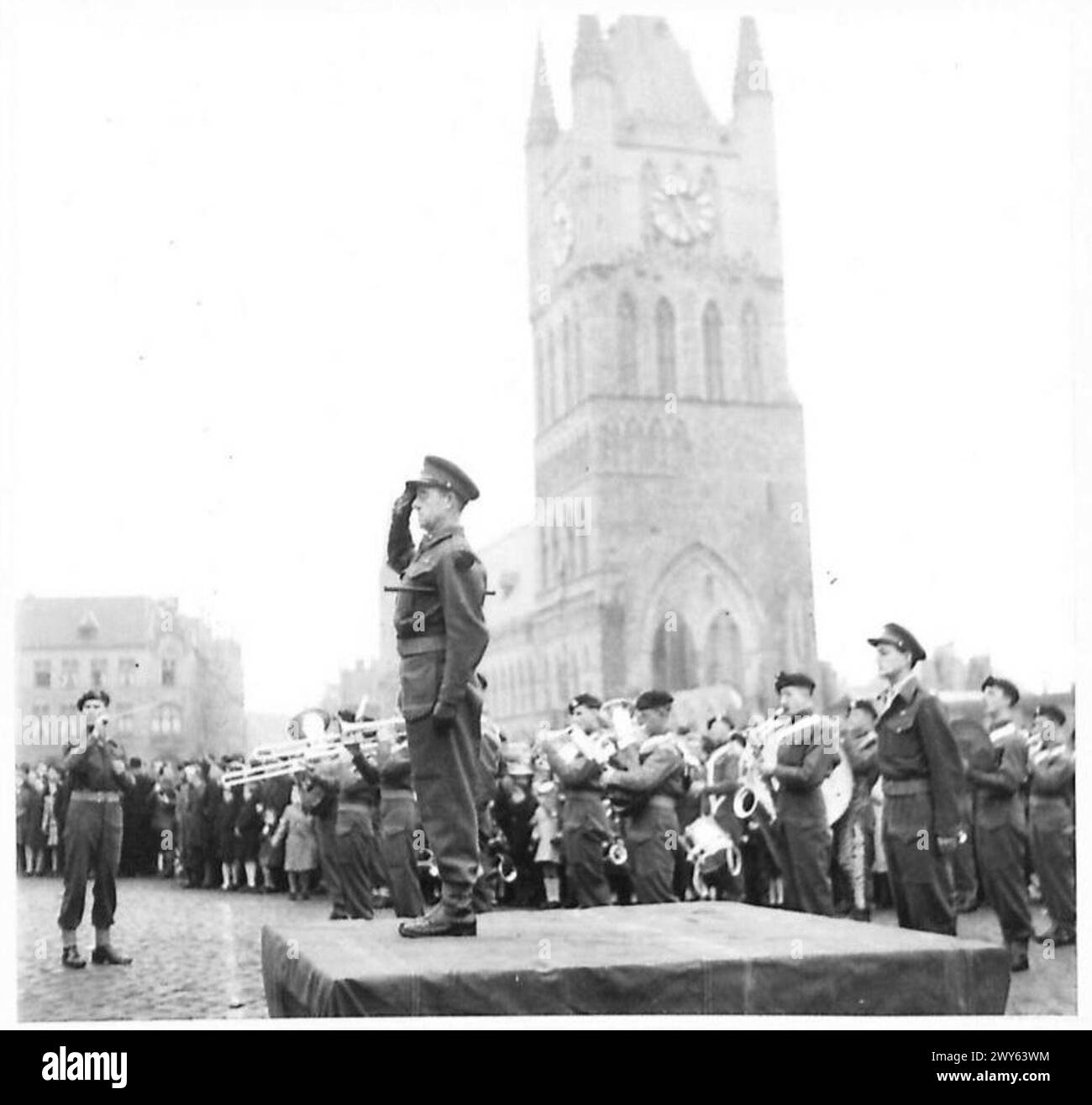 YPRES COMMEMORATION SERVICE - Brig. Harvey taking the salute in King ...