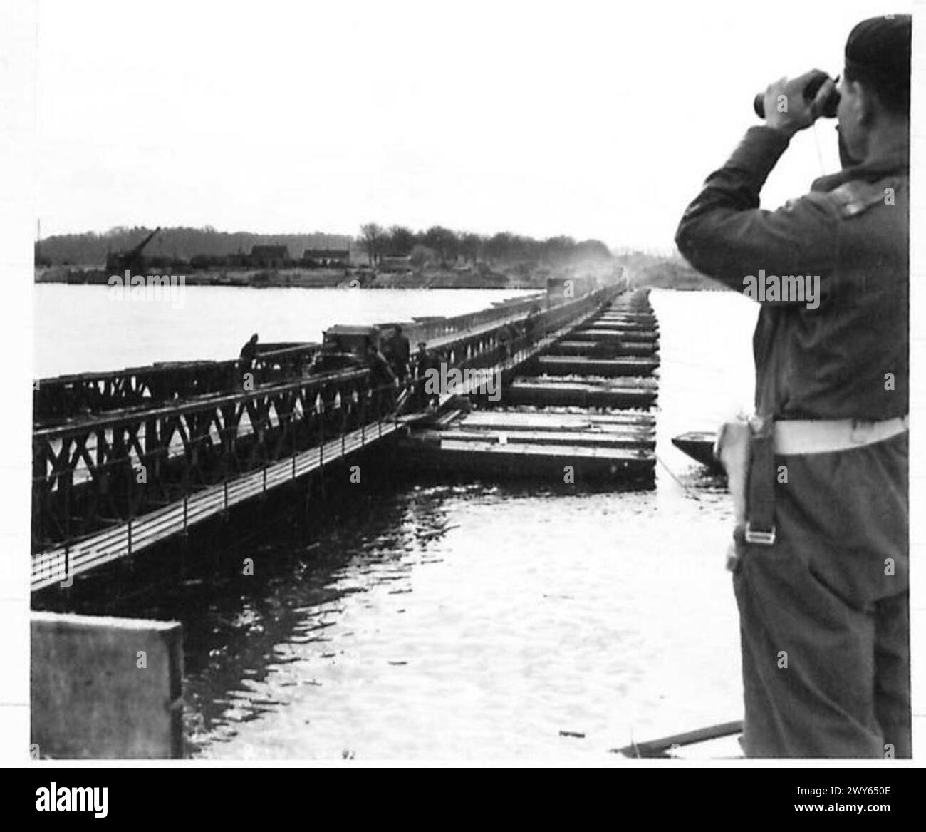 THE BRITISH ARMY IN NORTH-WEST EUROPE 1944-1946 - The Rhine bridge from ...