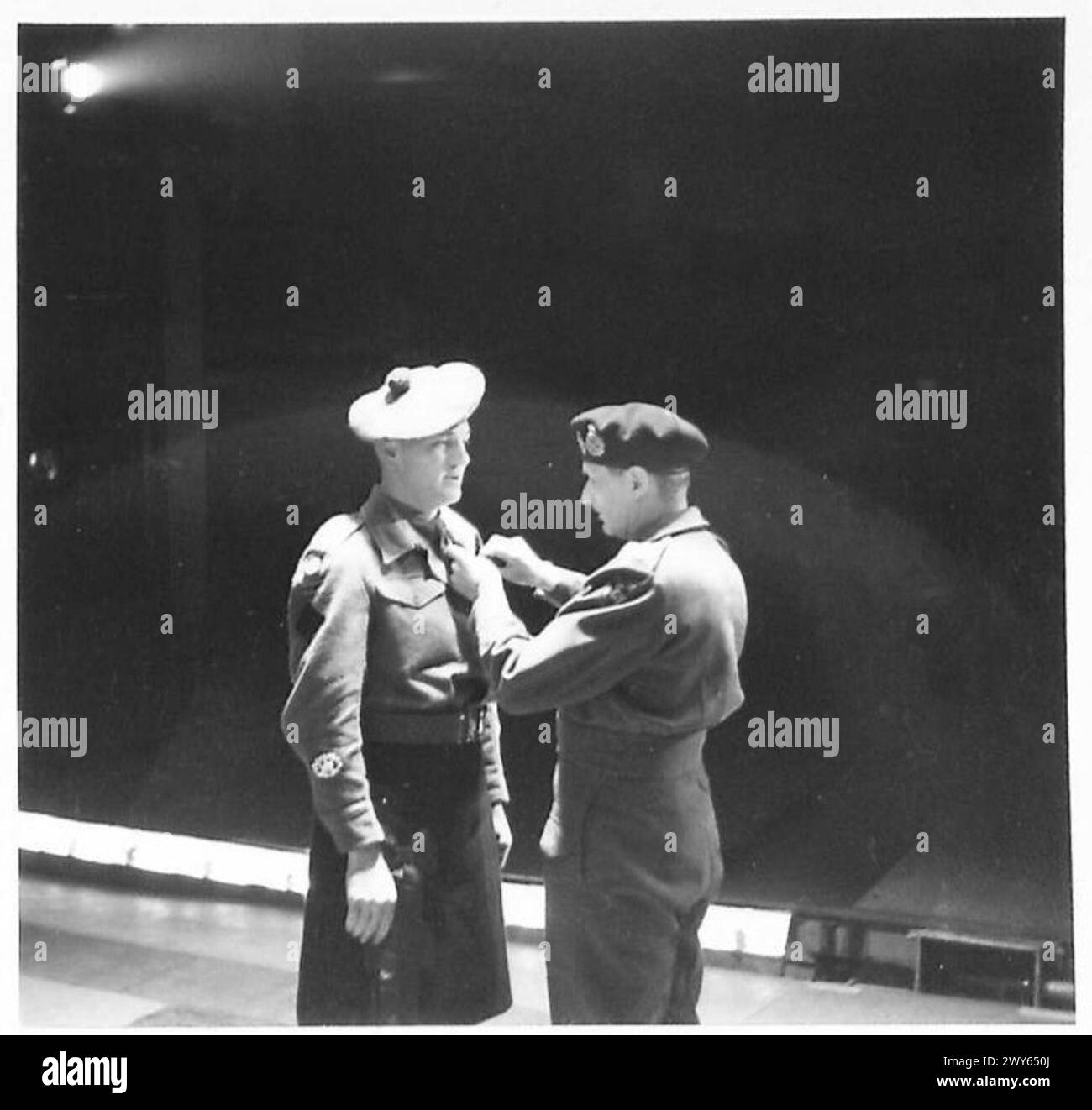 INVESTITURE BY THE CINC AT 15TH SCOTTISH DIVISION 4202964 CSM J