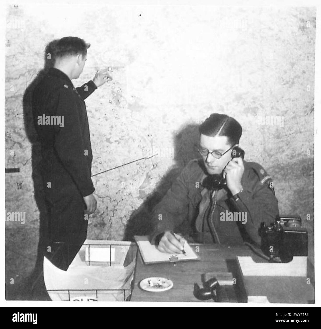 Front line information Cut Out Stock Images Pictures Alamy