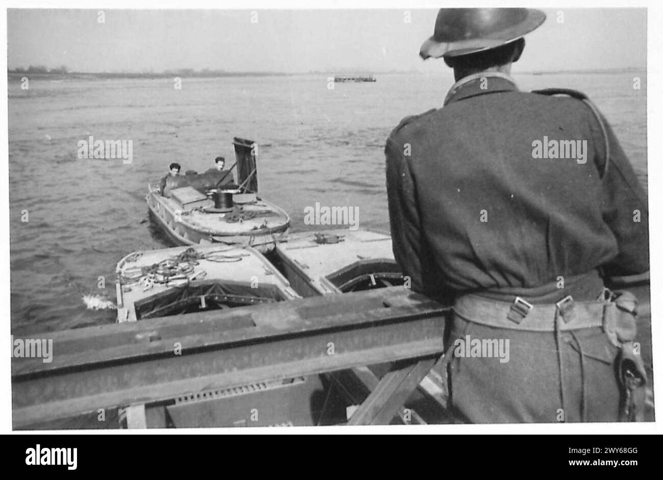 Bridge present Cut Out Stock Images Pictures Alamy