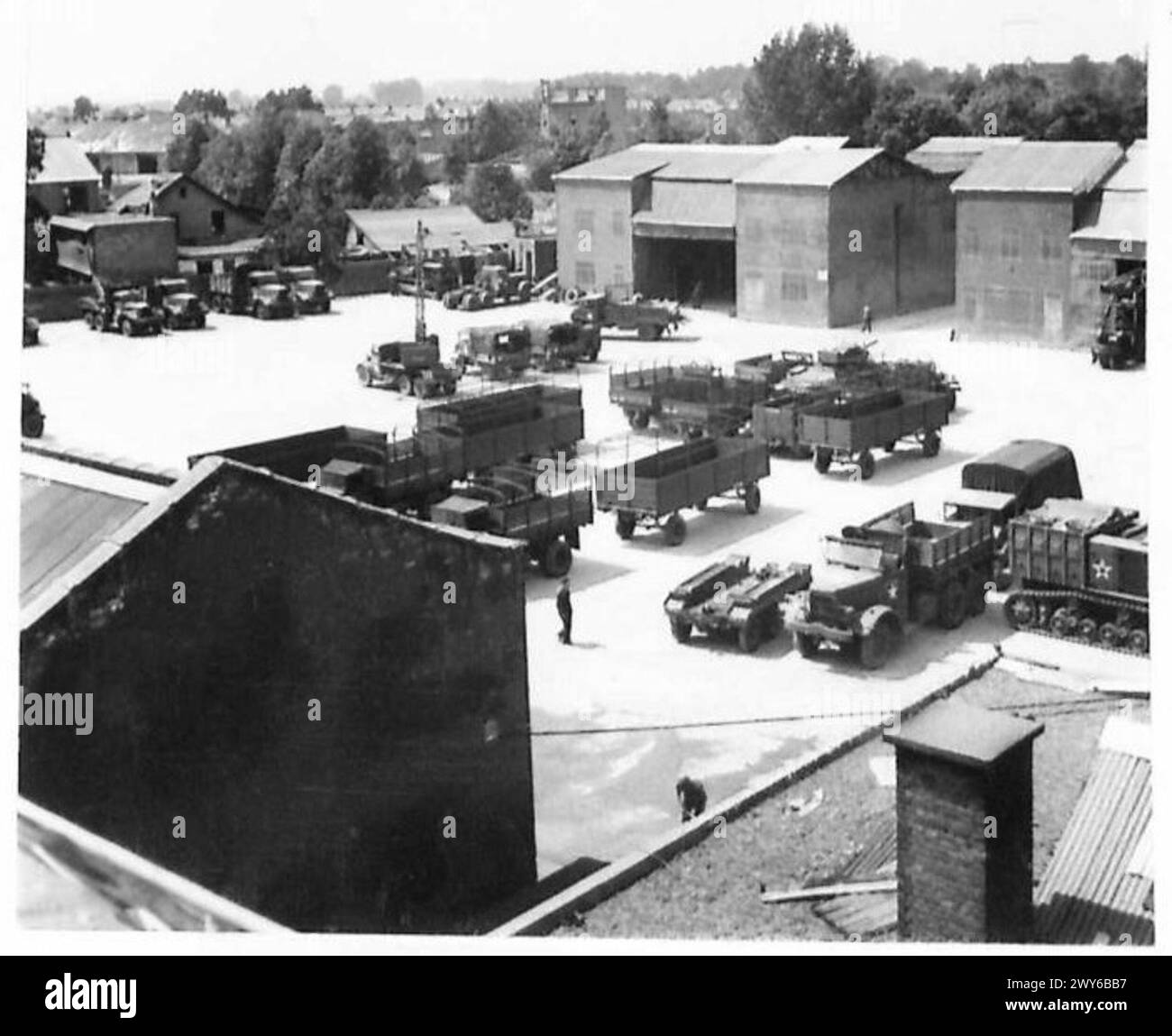 BRITISH AND CANADIAN ADVANCED BASE WORKSHOPS - General views of 2nd A.B.W. , British Army, 21st Army Group Stock Photo