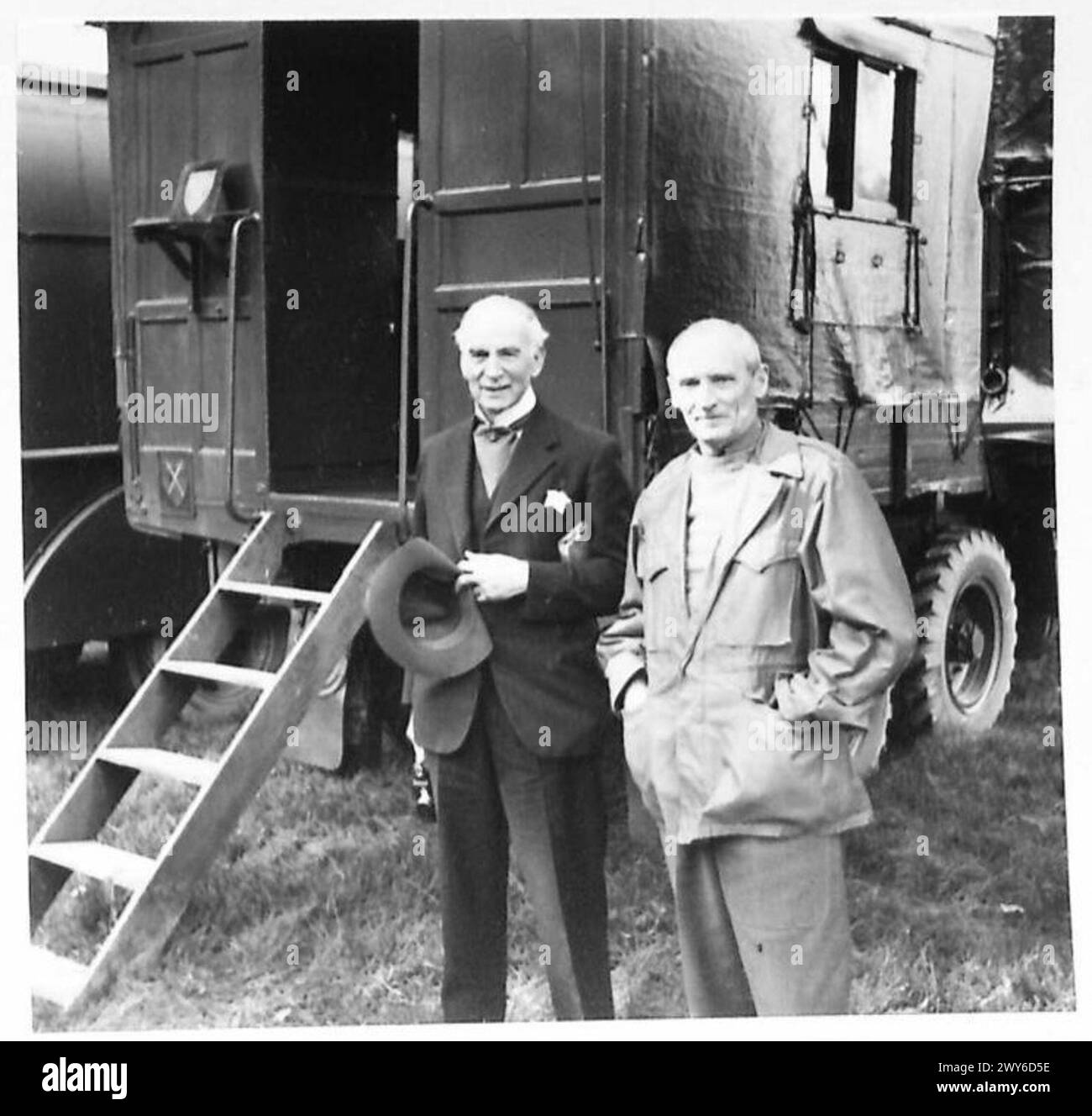 FIELD MARSHAL MONTGOMERY SHOWS HIS CARAVANS TO MR. FRANK SALISBURY