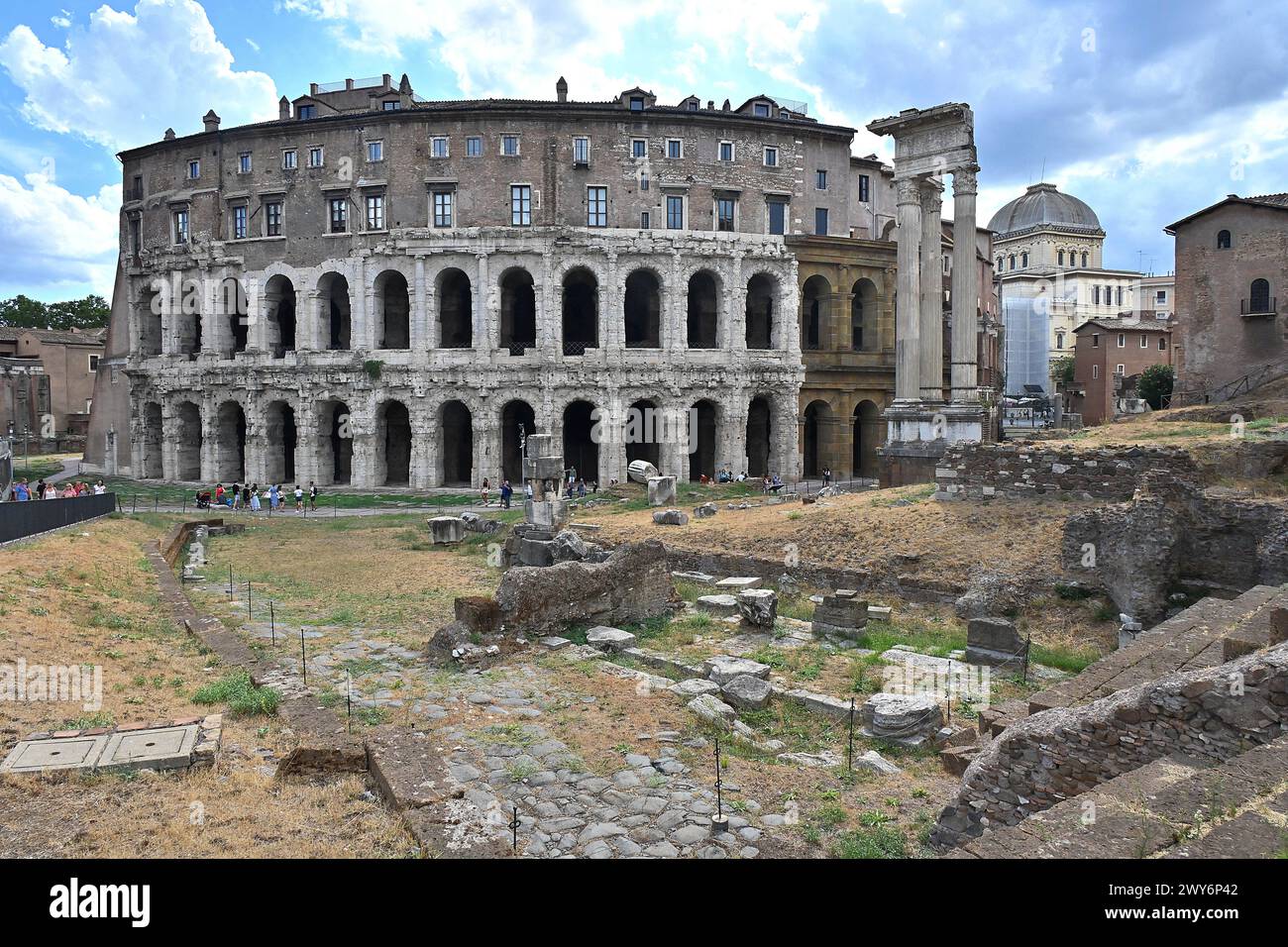 Italy, Rome: the Theater of Marcellus (Teatro di Marcello), an ancient open-air theatre completed in 13 BC and formally inaugurated in 12 BC by the Ro Stock Photo