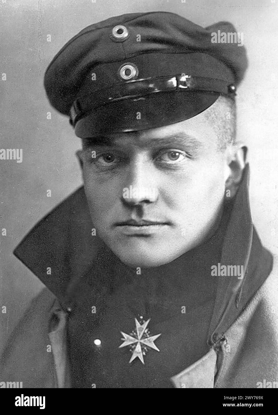 MANFRED von RICHTHOFEN  (1892-1918) WWI German air force fighter pilot ace, about 1917 Stock Photo