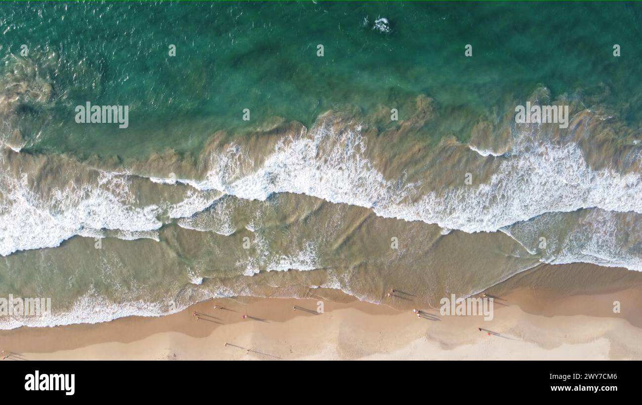 Birds eye view waves crushing hi-res stock photography and images - Alamy