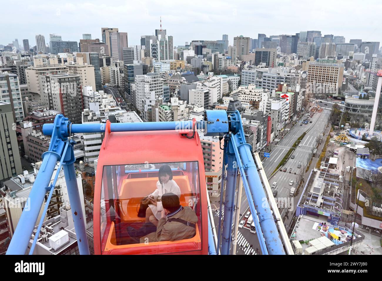 Big O (Ferris wheel) view from inside a cabin – Koraku, Bunkyo City, Tokyo, Japan – 29 February 2024 Stock Photo