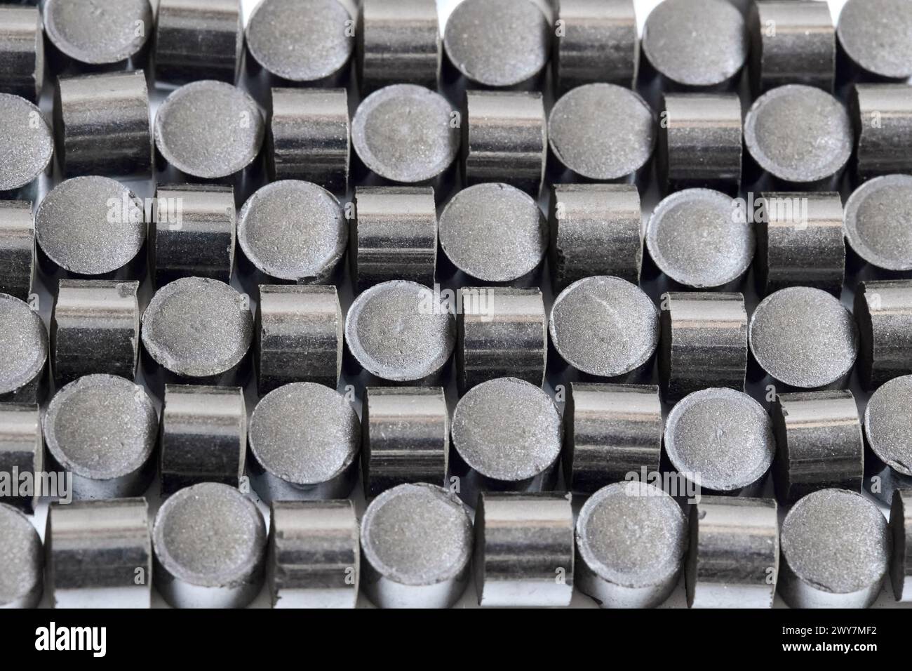 Zinc oxide chromium copper catalyst cylinder pellet form shape methanol