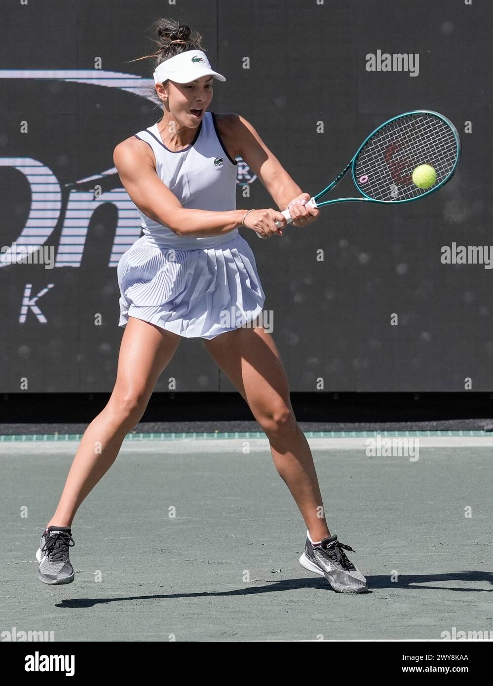 April 4, 2024: Jaqueline Cristian (ROU) defeated Emma Navarro (USA) at the Credit One Charleston Open being played at Family Circle Tennis Center in Charleston, South Carolina/ © Leslie Billman/Tennisclix/Cal Sport Media Stock Photo