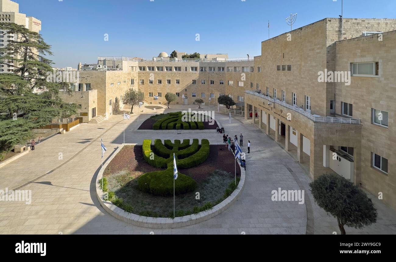 The courtyard of the building housing the Jewish Agency for Israel designed in 1927 by architect Yohanan Ratner in the International Style. The Jewish Agency for Israel is the largest Jewish nonprofit organization responsible for the immigration and absorption of Jews and their families from the Diaspora into Israel. Located in Rehavia also Rechavia neighborhood in West Jerusalem Israel Stock Photo