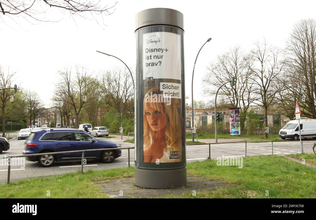 Auf einer digitalen Werbetafel von Ströer ist das Konterfei von Pamela ...