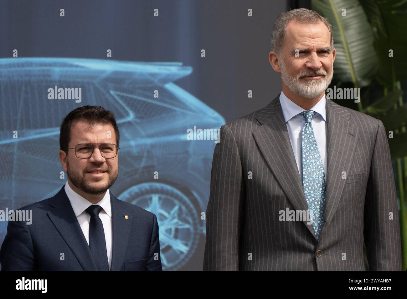 The King of Spain, the President of the Generalitat, and the Spanish Minister of Industry attend a presentation conference of the battery assembly factory of SEAT in Martorell, where the SEAT president has requested more investment from governments for the electrification of mobility, as well as incentives for vehicle purchases. El rey de España, el presidente de la Generalitat y el ministro de Industria español asisten a una conferencia de presentación de la factoría de ensamblaje de baterías de SEAT en Martorell, donde el presidente de SEAT ha solicitado más inversión por parte de los gobier Stock Photo