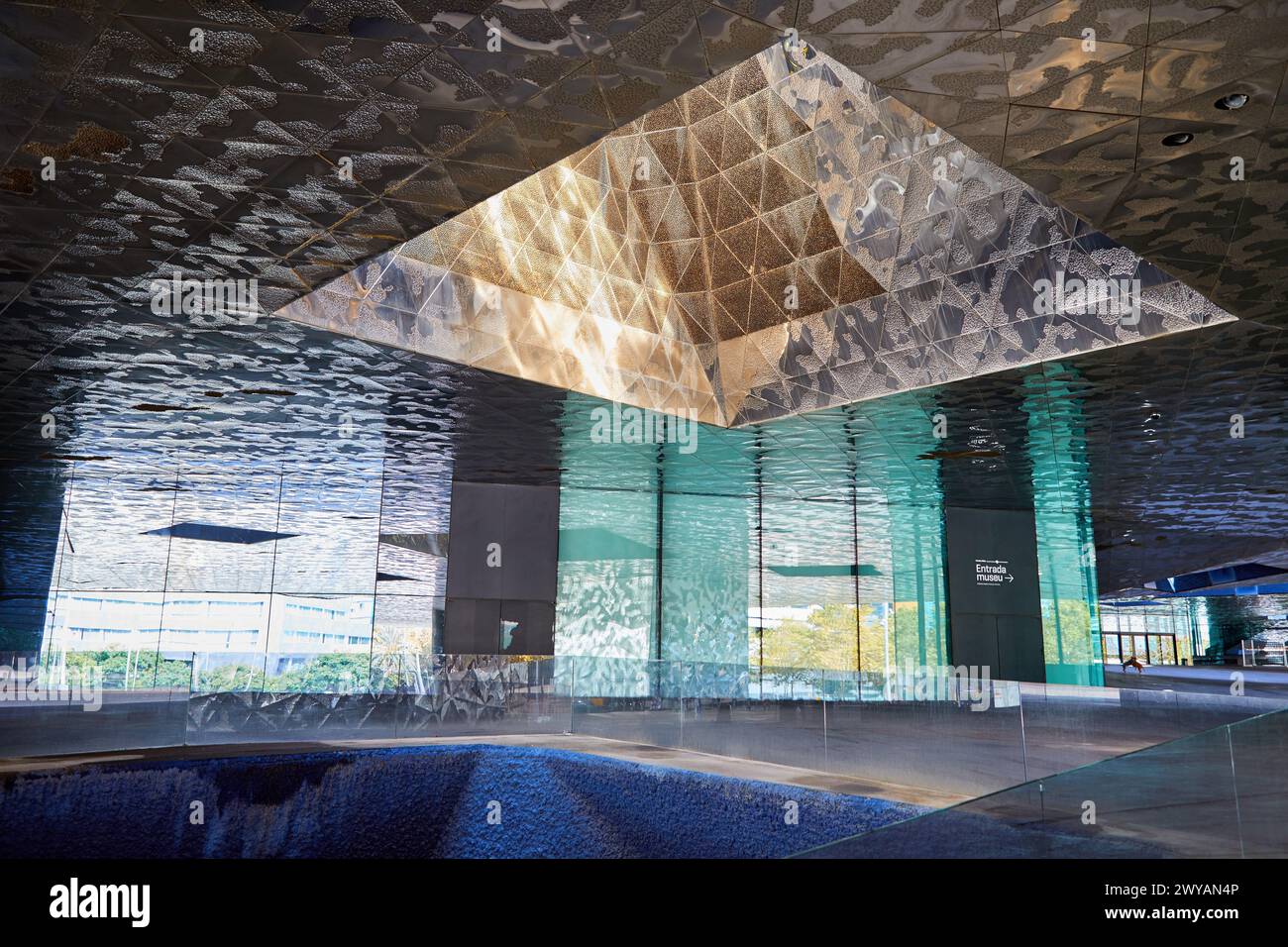 Museu Blau, Forum Building by Herzog & de Meuron, Forum, Barcelona ...