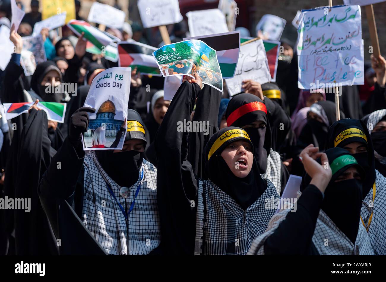 Srinagar, India. 05th Apr, 2024. Kashmiri Muslim women shout Anti ...