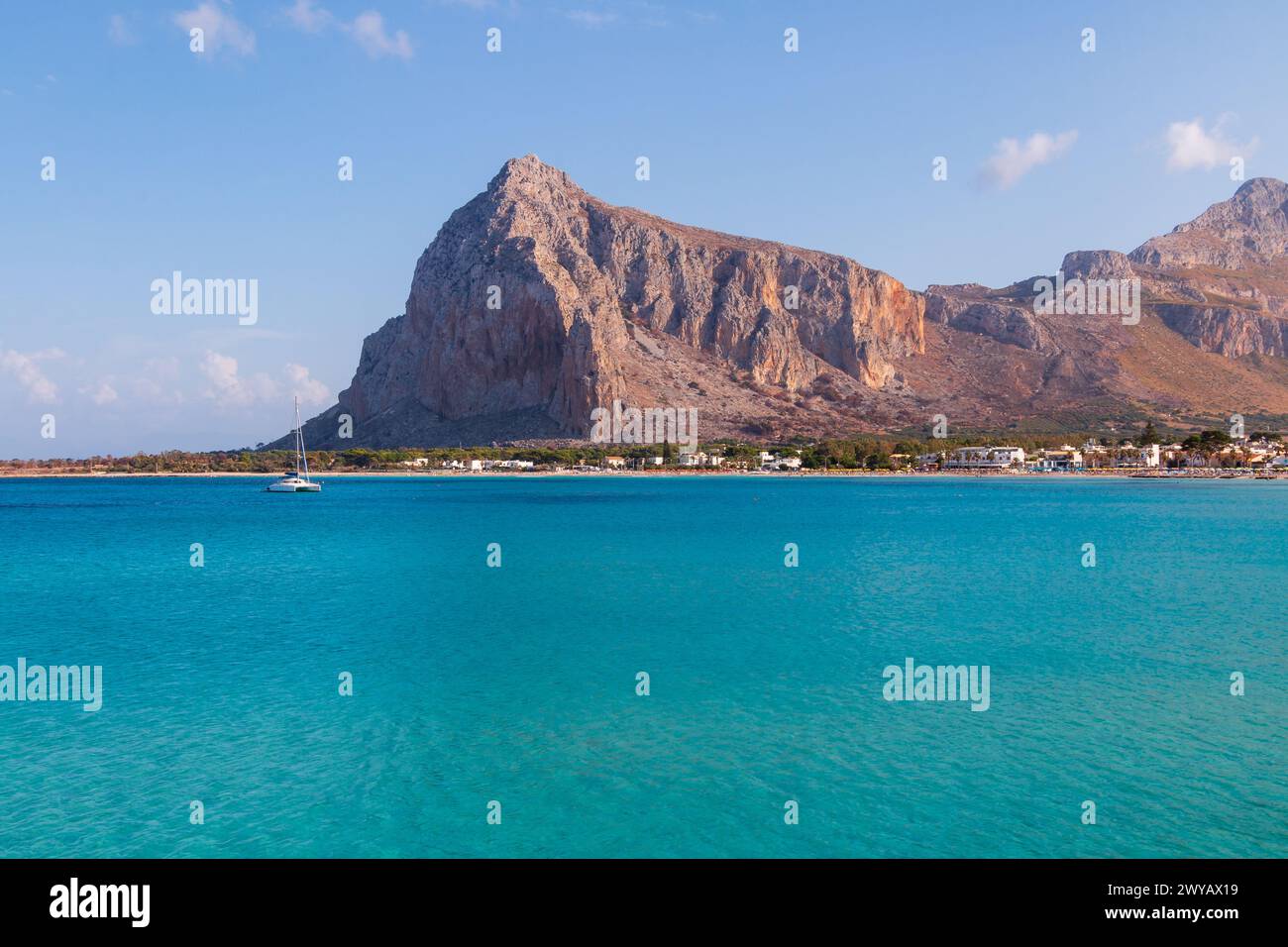 the crystal clear sea of the coast of San Vito lo Capo, Sicily Stock ...