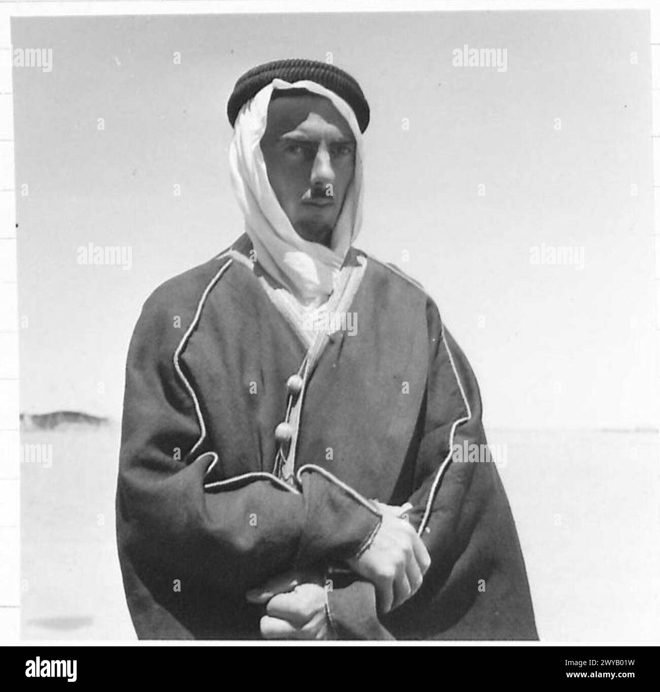Saudi arabian captain Black and White Stock Photos & Images - Alamy