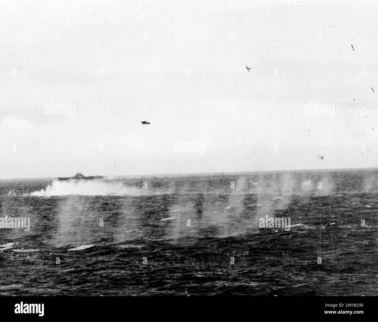 THE NAVY V THE JAPANESE. JUNE 1945, IN THE PACIFIC DURING AN ATTACK BY ...