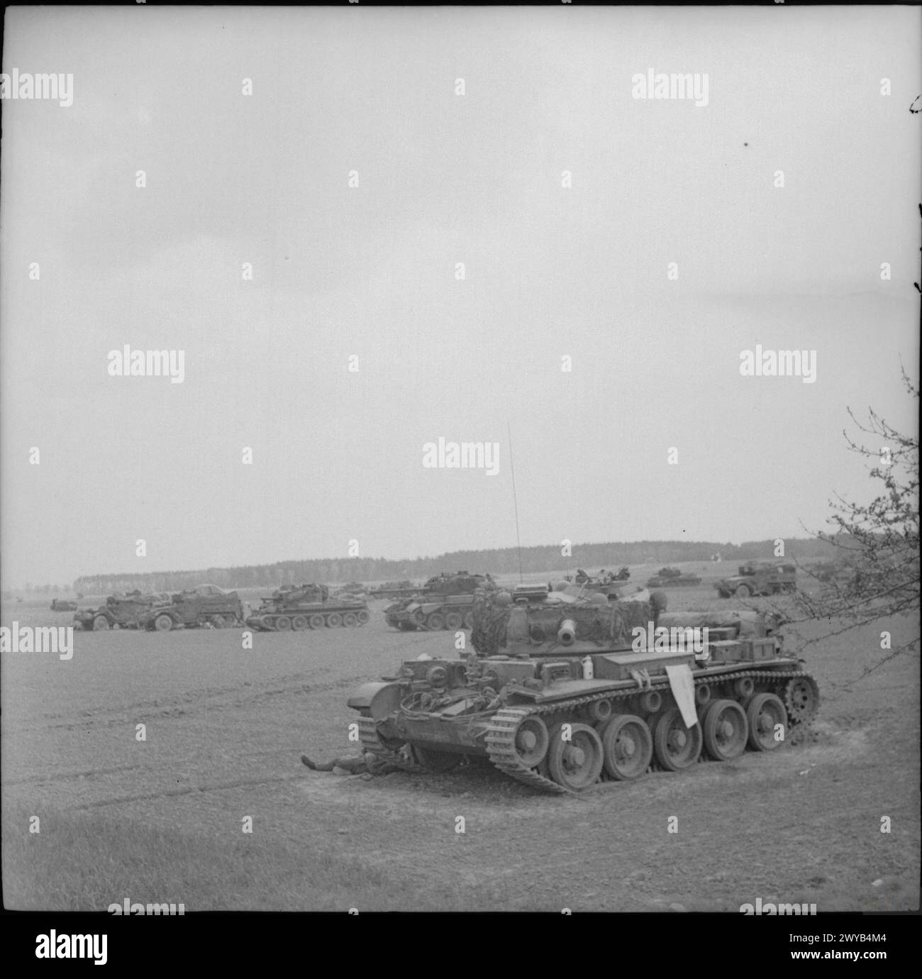 THE BRITISH ARMY IN NORTH-WEST EUROPE 1944-45 - Comet tanks of 23rd ...