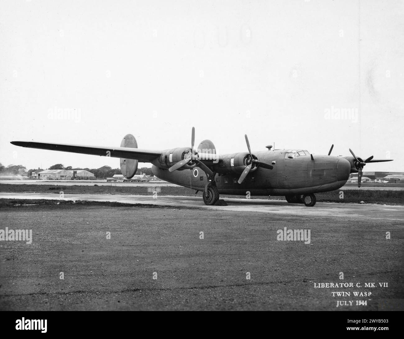 AMERICAN AIRCRAFT IN ROYAL AIR FORCE SERVICE 1939-1945: CONSOLIDATED LIBERATOR. - Liberator C Mark VII, EW615, on the ground at Prestwick, Ayrshire, after its delivery flight. The aircraft served with Nos. 511 and 232 Squadrons RAF. , Royal Air Force, Maintenance Unit, 233, Royal Air Force, 511 Squadron Stock Photo