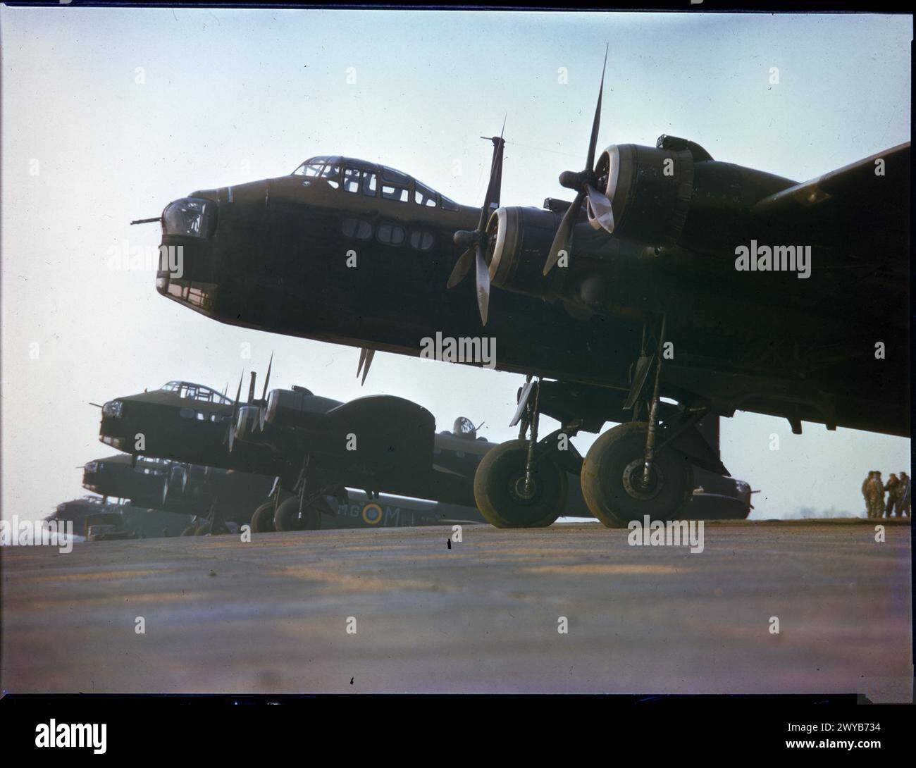 ROYAL AIR FORCE BOMBER COMMAND, 1942-1945. - Short Stirling B Mark I bombers of No 7 Squadron RAF, lined up at Oakington, Cambridgeshire. , Royal Air Force, 7 Squadron Stock Photo