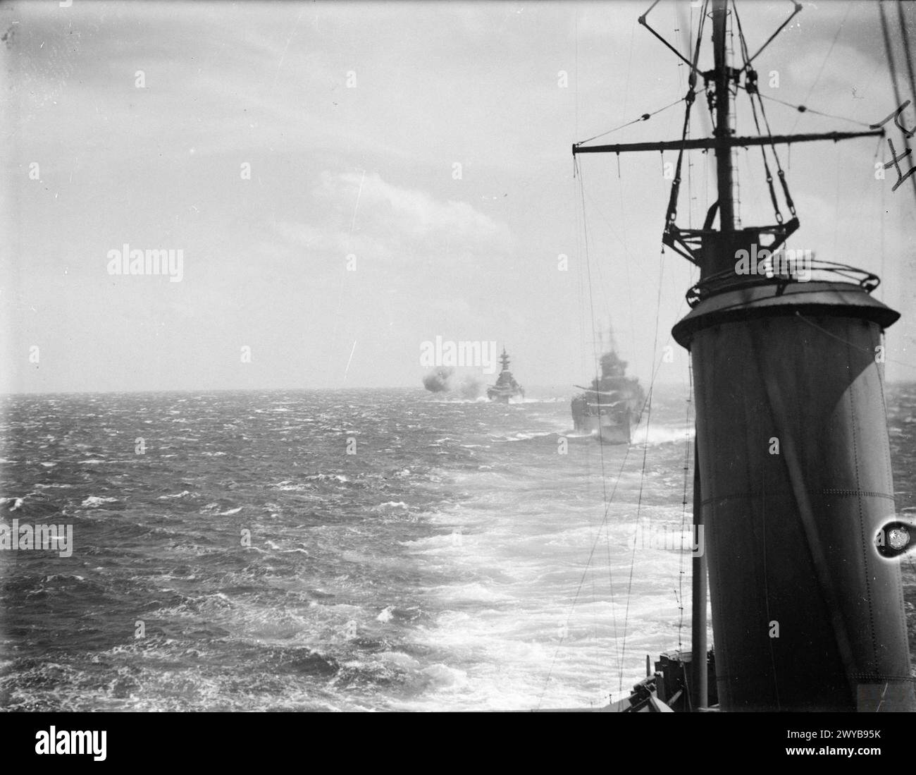 THE BRITISH OPERATIONS AT MADAGASCAR. 7 MAY 1942, ON BOARD THE CRUISER