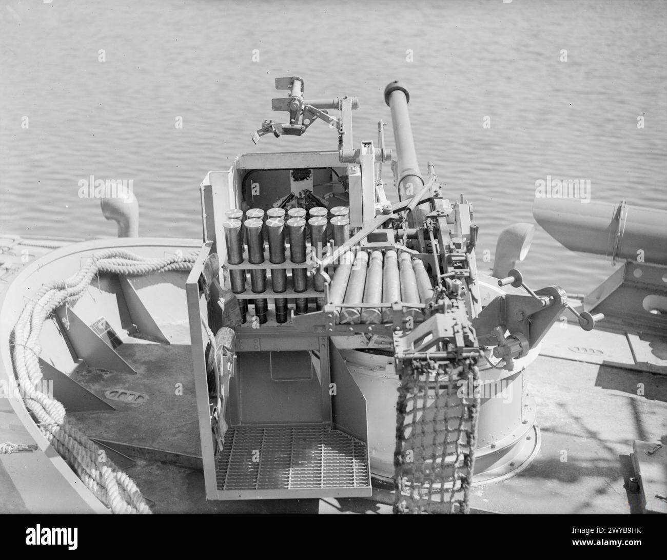 15 pounder gun hi-res stock photography and images - Alamy