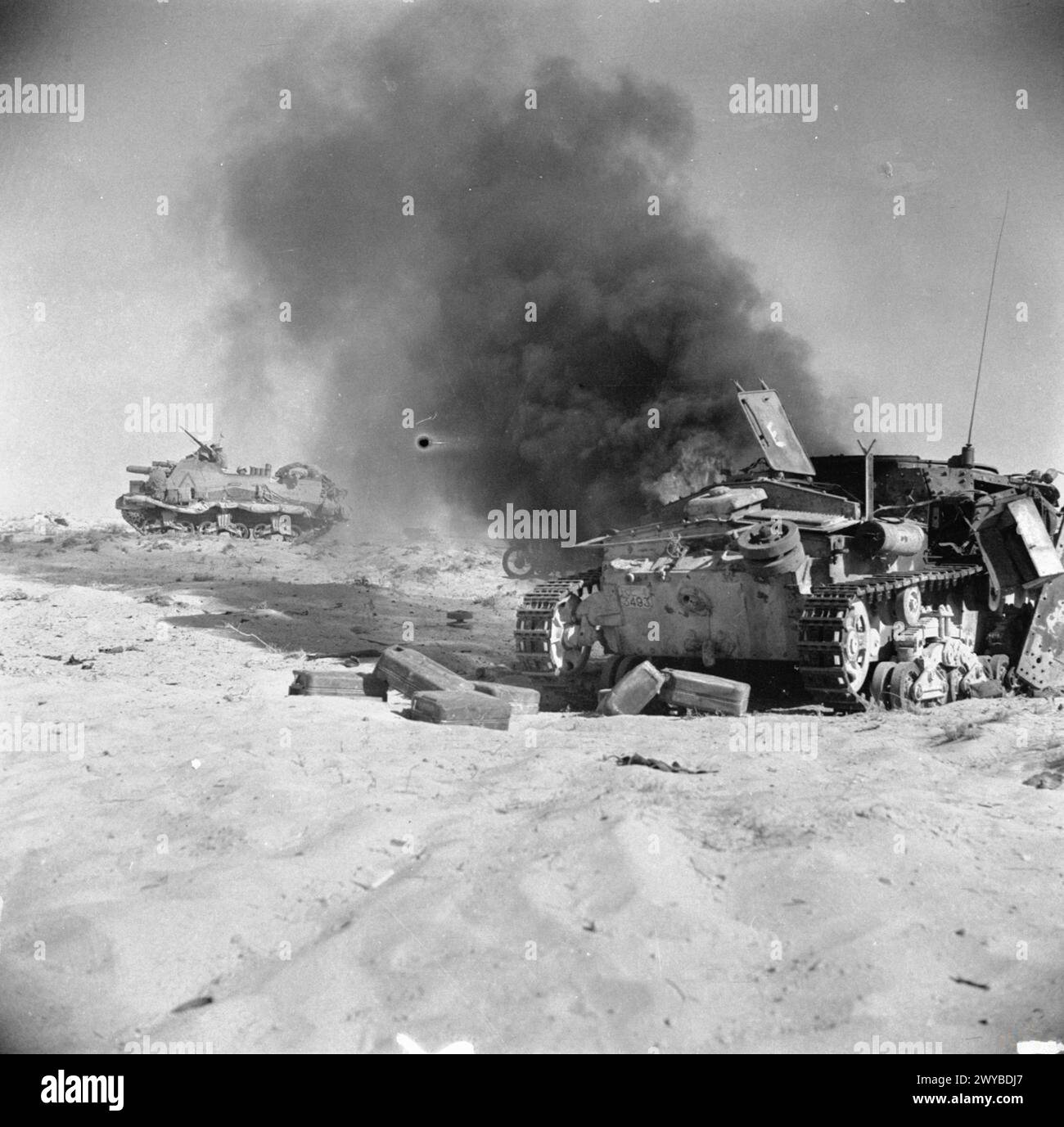 Destroyed tank north africa 1942 hi-res stock photography and