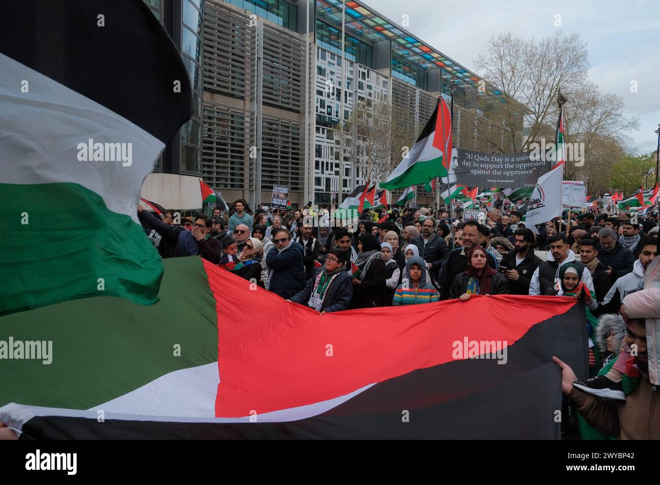RECORD DATE NOT STATED Al-Quds Day Rally in London Activists converge ...
